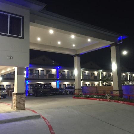 Americas Inn & Suites Iah North Humble Exterior foto