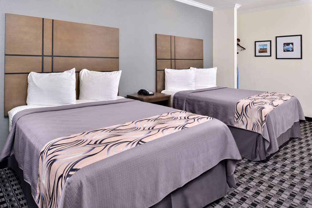 Americas Inn & Suites Iah North Humble Quarto foto