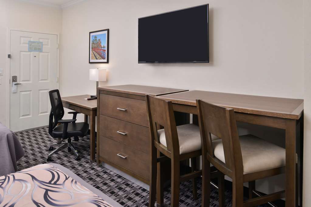 Americas Inn & Suites Iah North Humble Quarto foto